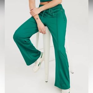 Aerie offline in the go pant